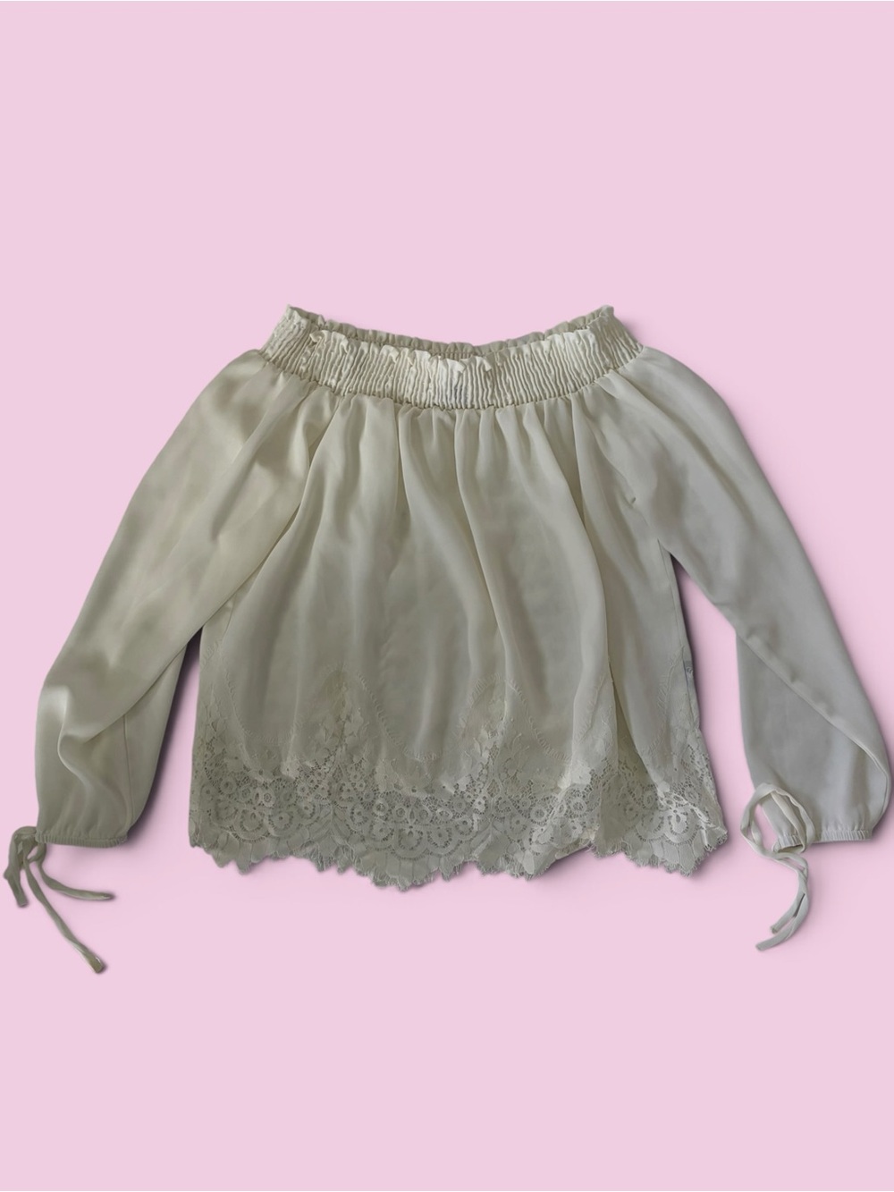 Off-Shoulder Lace Hem Blouse in Ivory